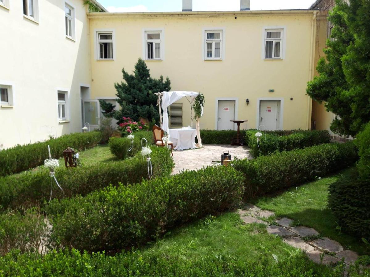 Hotel Memorial Terezín Exterior photo
